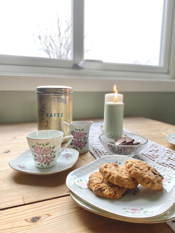 Stort Og Autentisk Hus I Skjak - Kort Vei Til Lom! Buitenkant foto