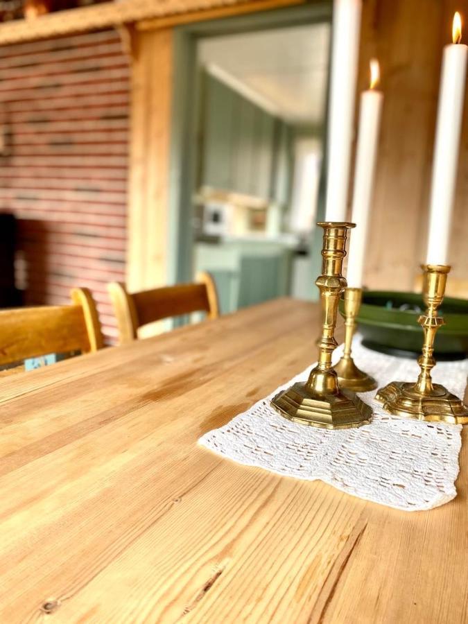 Stort Og Autentisk Hus I Skjak - Kort Vei Til Lom! Buitenkant foto